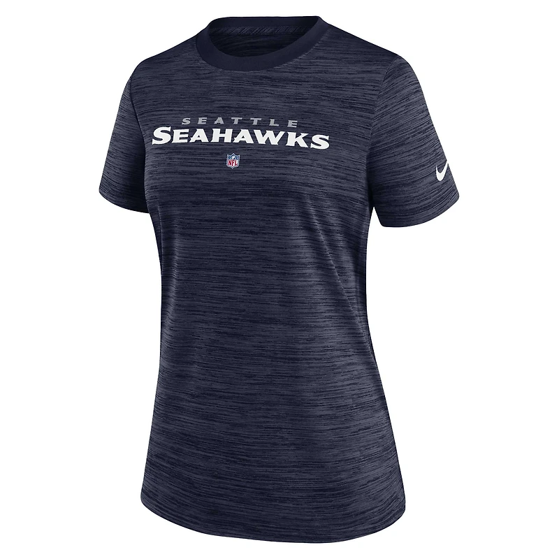FBC SEA NAVY SU23 NFL FEMME NIKE SIDELINE TEAM SS TEE TEELADC