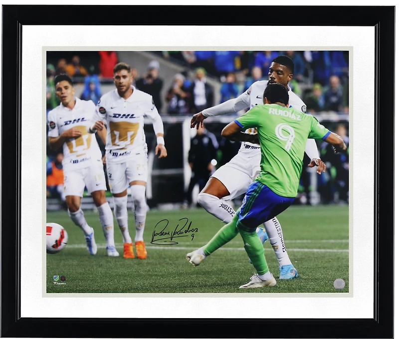 Raul Ruidiaz Seattle Sounders FC Autographed 16" x 20" 2022 CONCACAF Goal Photograph
