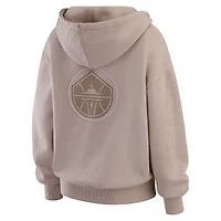 Pull ras du cou délavé Seattle Storm Tan pour femme par Erin Andrews