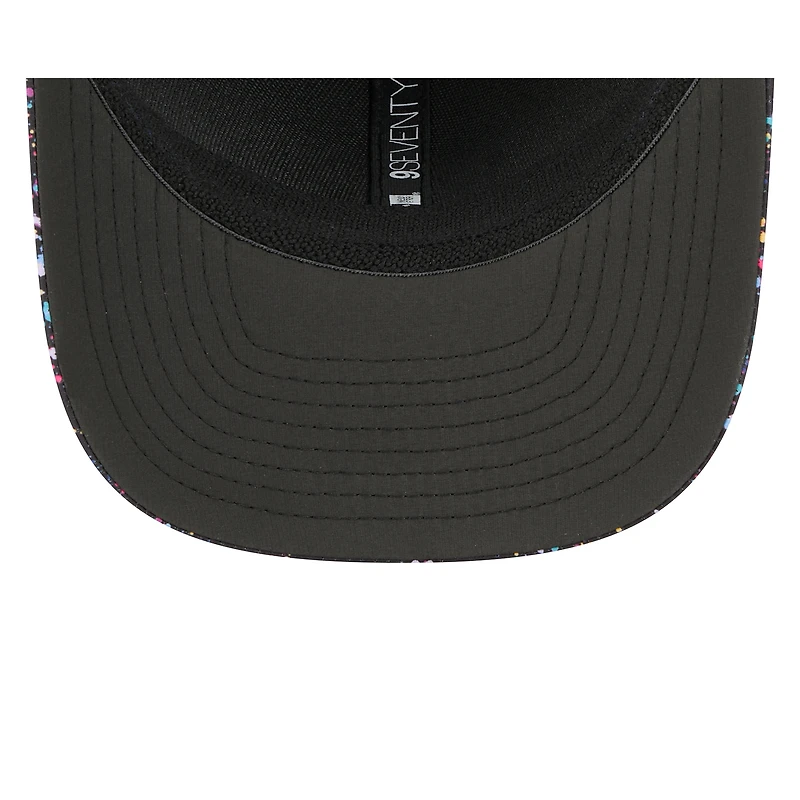 Casquette ajustable New Era 9SEVENTY avec logo Black Shield 2025 NFL Crucial Catch pour homme