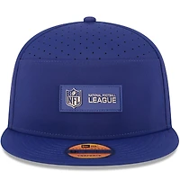 Casquette snapback 9FIFTY à panneau fendu New Era bleu marine NFL 2025 Sideline Quill Tech pour homme