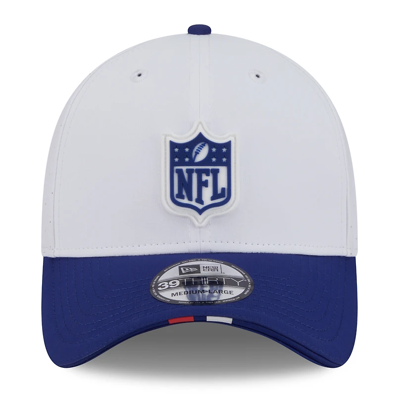 Men's New Era  White/Navy 2025 NFL Training Camp 39THIRTY Flex Hat