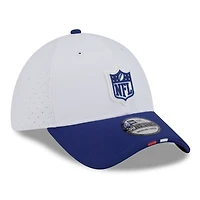 Men's New Era  White/Navy 2025 NFL Training Camp 39THIRTY Flex Hat