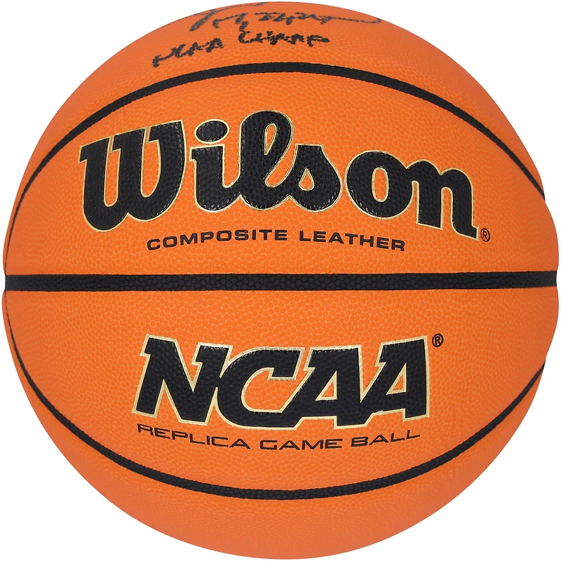 Ballon de basket Wilson NCAA EVO NXT taille 6, réplique dédicacée par Dawn Staley des Gamecocks de Caroline du Sud, avec inscription « 17, 22, 24 NCAA Champs ».