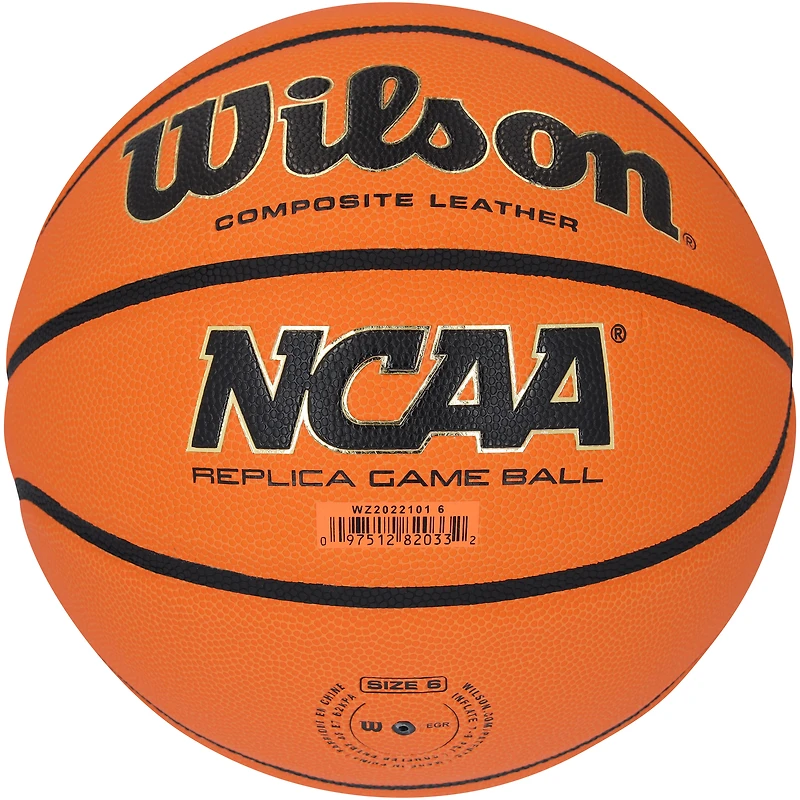 Ballon de basket Wilson NCAA EVO NXT taille 6, réplique dédicacée par Dawn Staley des Gamecocks de Caroline du Sud, avec inscription « 17, 22, 24 NCAA Champs ».
