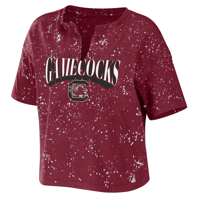 Women's WEAR by Erin Andrews Garnet South Carolina Gamecocks Bleach Wash Splatter T-shirt court à col cranté