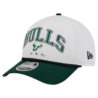 Casquette ajustable New Era 9FORTY A-Frame M-Crown pour homme, blanche/verte, avec logo Arch et corde bicolore, des South Florida Bulls