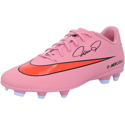 Chaussures de football Nike Mercurial roses autographiées par Fernando Torres, équipe nationale espagnole