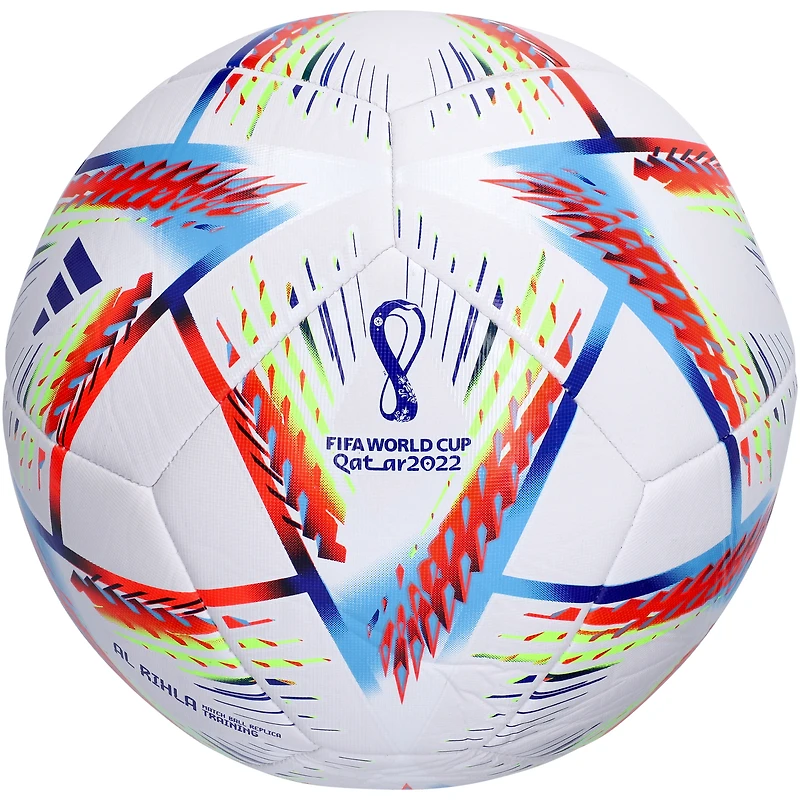 Ballon de football Adidas dédicacé par Gavi pour l'équipe nationale d'Espagne pour la Coupe du monde 2022