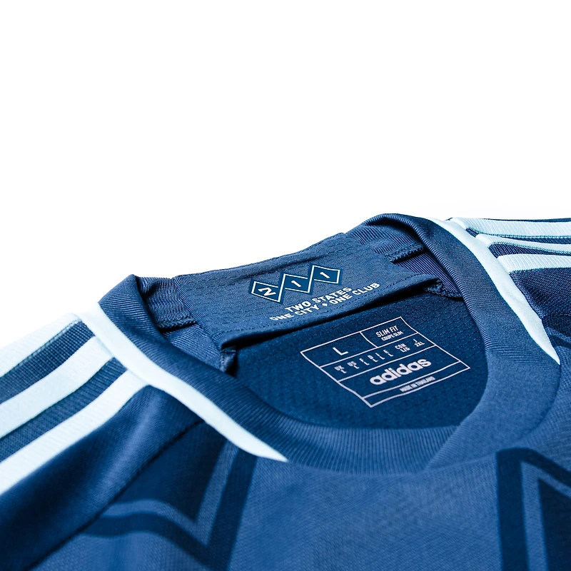 Maillot de joueur adidas Daniel Salloi pour hommes, bleu marine, Sporting Kansas City 2024 Diamonds, Our Forever Authentic Player