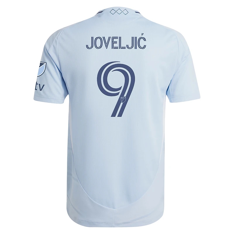 Maillot de joueur authentique adidas Dejan Joveljic bleu clair Sporting Kansas City One KC pour homme