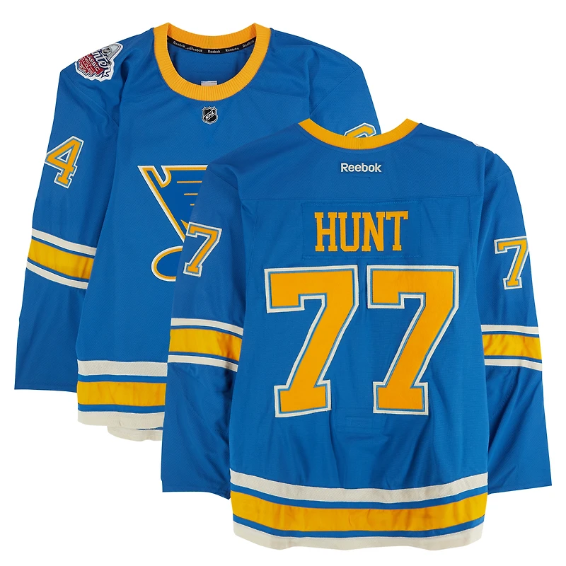 Brad Hunt St. Louis Blues Player-Issued #77 Blue Reebok Jersey vs. Chicago Blackhawks on January 2, 2017 - NHL Winter Classic