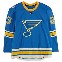 Maillot Reebok bleu n° 23 porté par Dmitrij Jaskin (Blues de St. Louis) lors de l'entraînement contre les Blackhawks de Chicago le 2 janvier 2017 - Classique hivernale de la LNH - Porté pendant l'échauffement