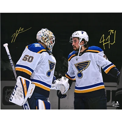Photographie autographiée de 16" x 20" de Jordan Binnington et Justin Faulk des Blues de St. Louis