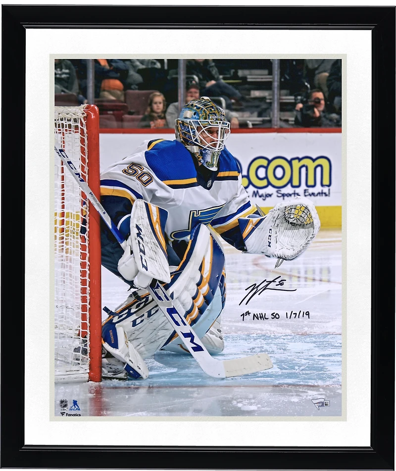 Photo autographiée de Jordan Binnington (Blues de St. Louis) de 40,6 x 50,8 cm avec inscription « 1er blanchissage en LNH le 7 janvier 2019 ».