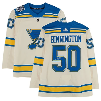 Maillot adidas authentique dédicacé par Jordan Binnington des St. Louis Blues lors de la Classique d'hiver de la LNH 2022