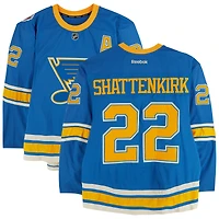 Maillot Reebok bleu n° 22 de Kevin Shattenkirk (Blues de St. Louis) porté à l'entraînement lors du match contre les Blackhawks de Chicago le 2 janvier 2017 - Classique hivernale de la LNH - Porté pendant l'échauffement