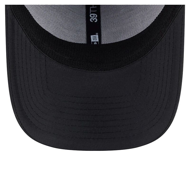 Men's New Era  Black St. Louis Blues Blackout 39THIRTY Flex Fit Hat
