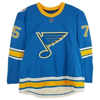 Maillot Reebok bleu n° 75 des Blues de St. Louis porté à l'entraînement par Ryan Reaves lors du match contre les Blackhawks de Chicago le 2 janvier 2017 - Classique hivernale de la LNH - Porté pendant l'échauffement