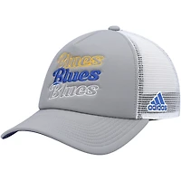 Casquette Snapback de camionneur en mousse adidas St. Louis Blues pour femmes, gris/blanc