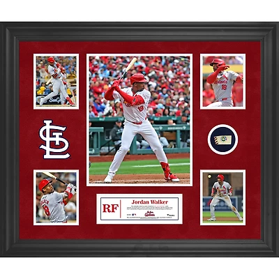 Collage encadré de 5 photos de Jordan Walker, Cardinals de St. Louis, avec un morceau de ballon utilisé lors du match