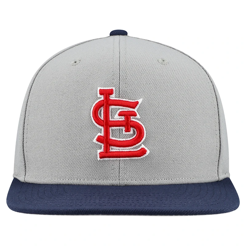 Men's Mitchell & Ness Gray St. Louis Cardinals Cooperstown Collection Basic Flip Snapback Hat