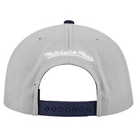 Men's Mitchell & Ness Gray St. Louis Cardinals Cooperstown Collection Basic Flip Snapback Hat