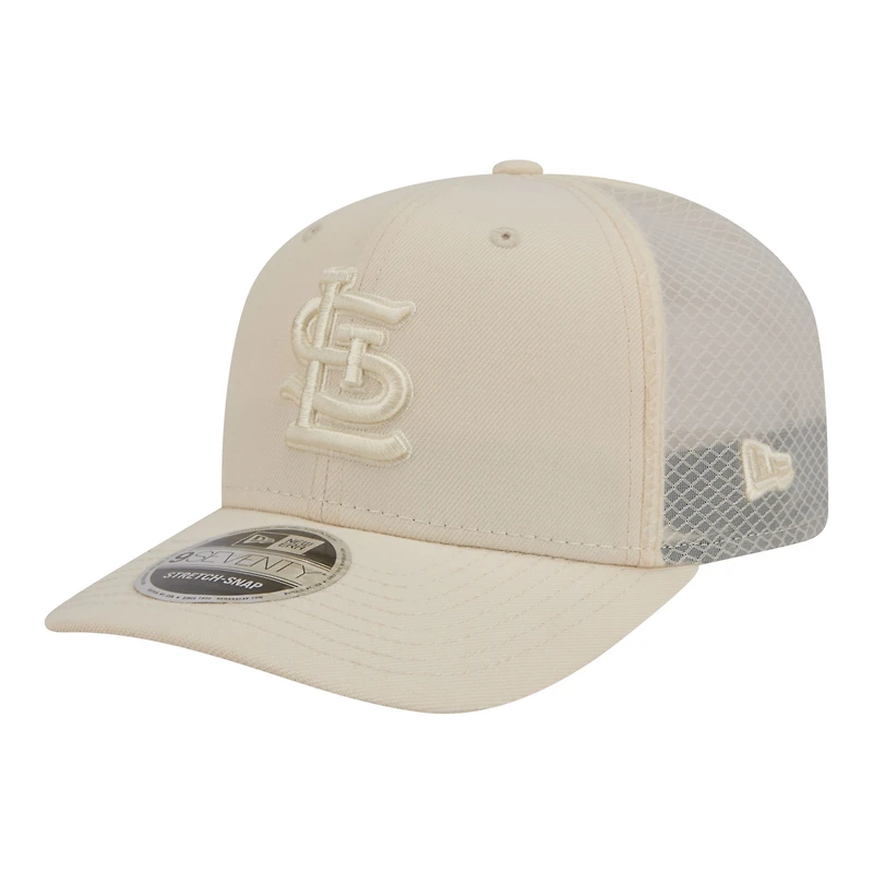 Casquette trucker ajustable New Era COOLERA 9SEVENTY, beige clair, coloris St. Louis Cardinals, pour homme.
