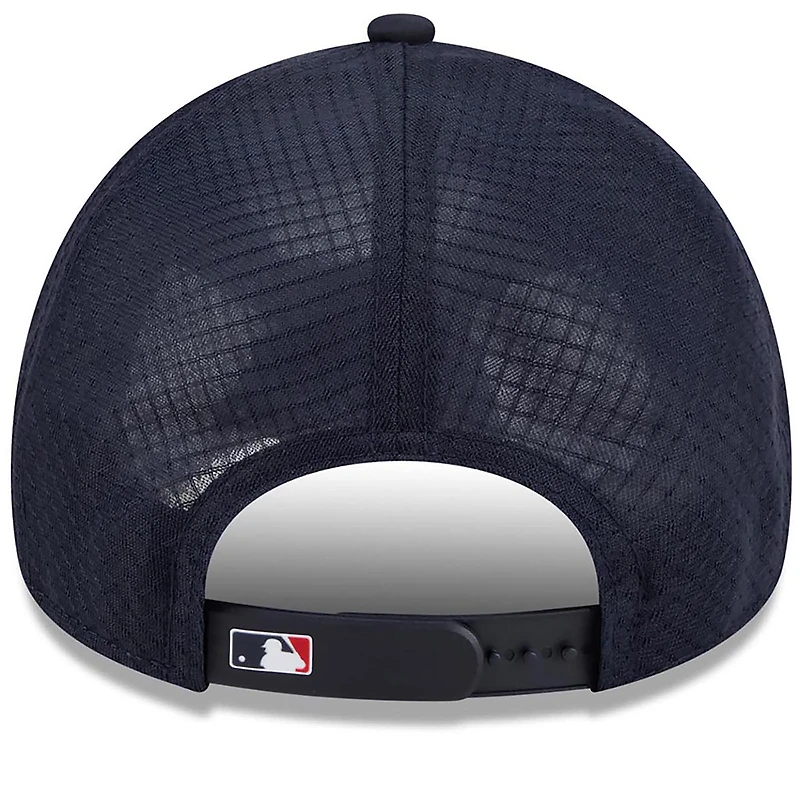 Casquette trucker ajustable New Era Apex 9FORTY bleu marine pour homme, modèle St. Louis Cardinals 2026.