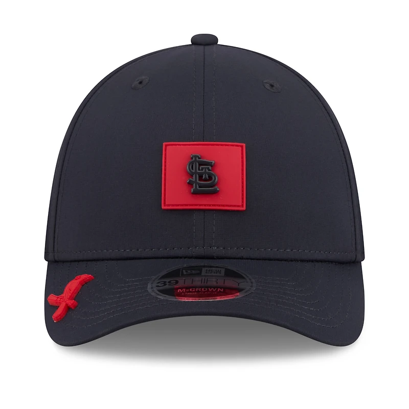 Men's New Era  Navy St. Louis Cardinals 2026 Clubhouse M-Crown 39THIRTY Flex Hat