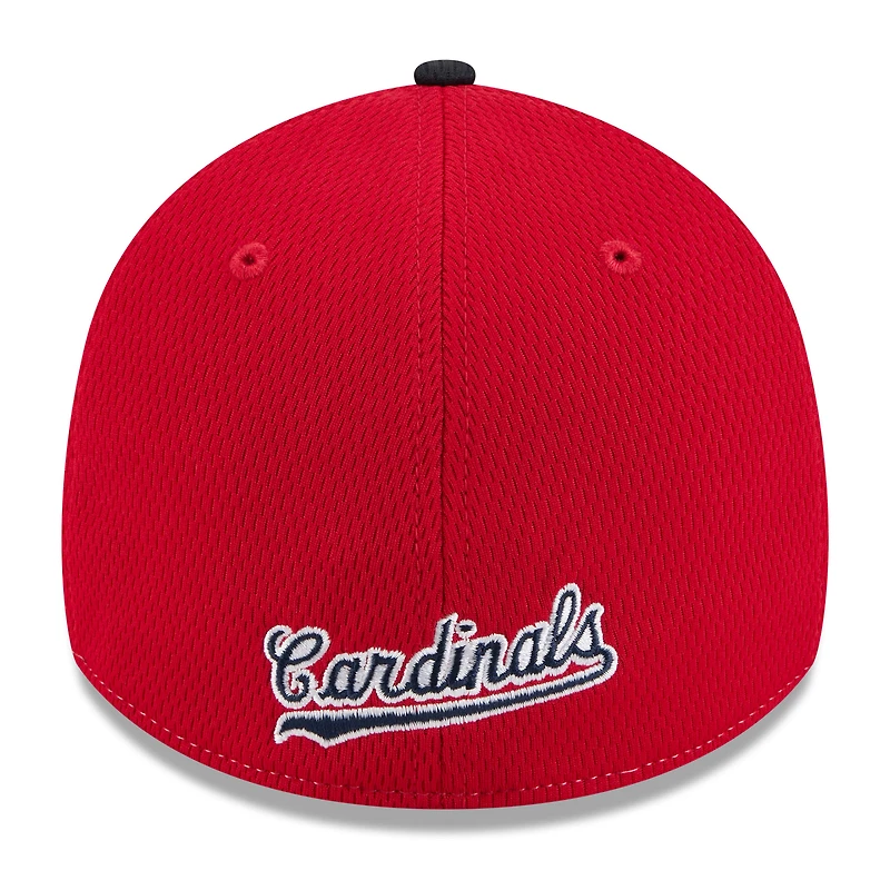 Men's New Era Red/Black St. Louis Cardinals 2025 MLB Clubhouse 39THIRTY Flex Hat