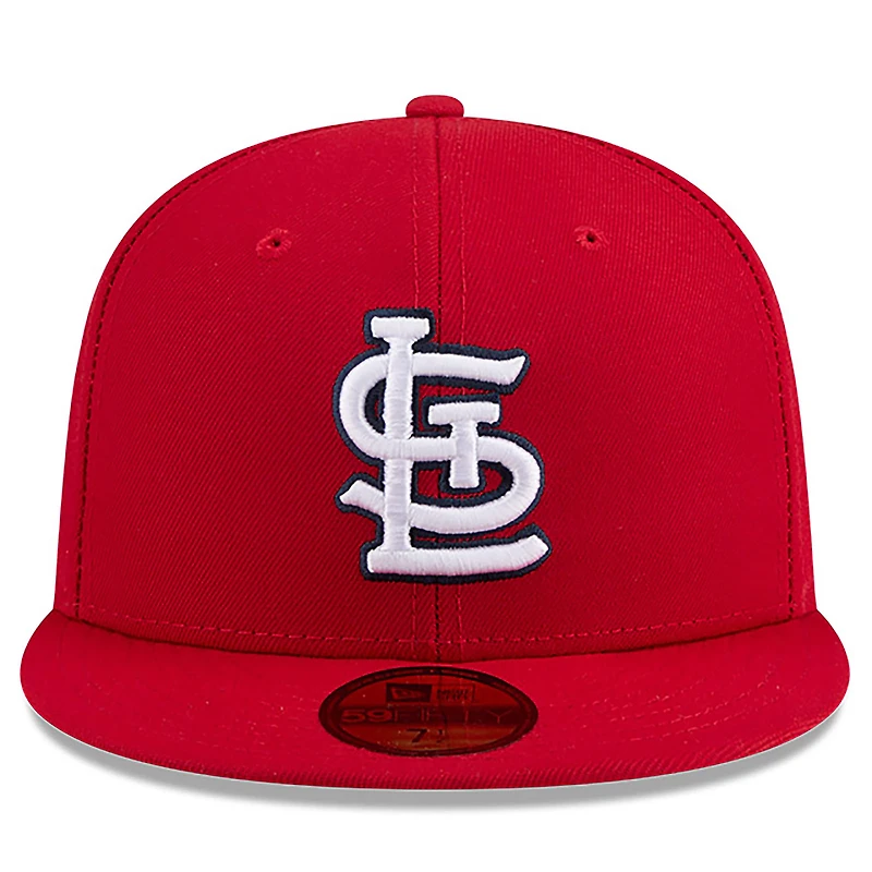 Casquette ajustée New Era rouge pour homme, modèle 59FIFTY, édition spéciale Jackie Robinson Day 2026 des Cardinals de Saint-Louis.