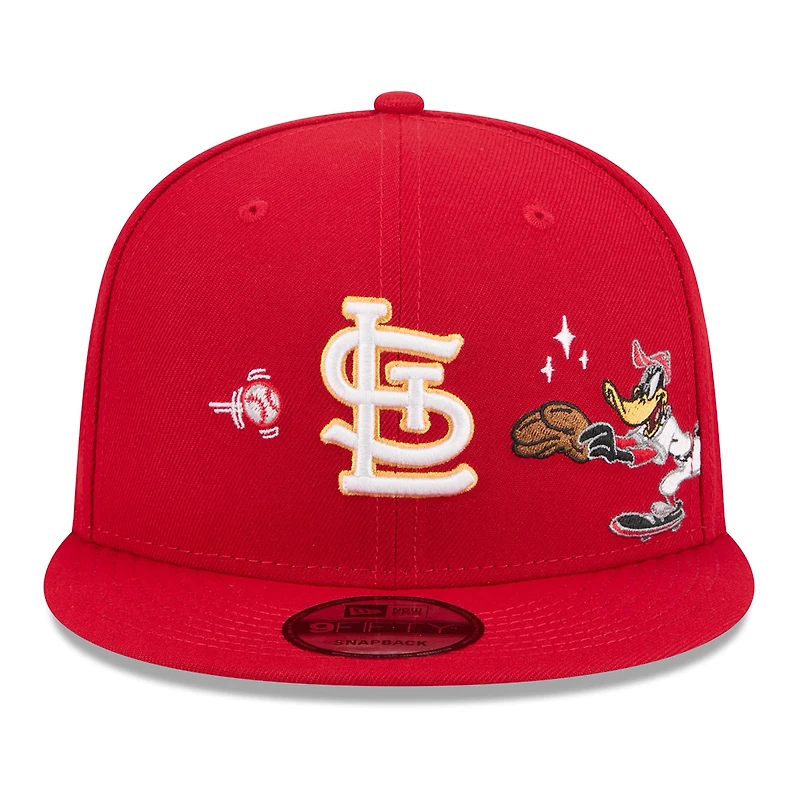 Casquette snapback New Era rouge St. Louis Cardinals Looney Tunes Daffy Duck 9FIFTY pour homme