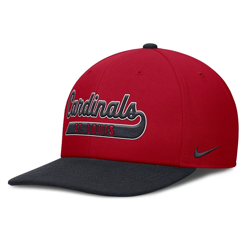 Casquette Snapback Nike Pro Performance rouge/bleu marine pour homme des Cardinals de St. Louis