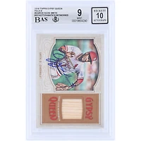 Carte Topps GQ GU Relic 2016 autographiée par Ozzie Smith (St. Louis Cardinals) #GQR-OS, authentifiée Beckett Fanatics Witnessed (9/10).