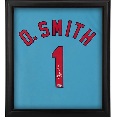 Maillot authentique Mitchell & Ness bleu clair encadré autographié par Ozzie Smith des Cardinals de St. Louis Shadowbox