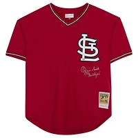 Maillot d'entraînement au bâton rouge Mitchell & Ness autographié par Ozzie Smith des Cardinals de Saint-Louis, avec l'inscription « Le Magicien » - Signature argentée sur le devant