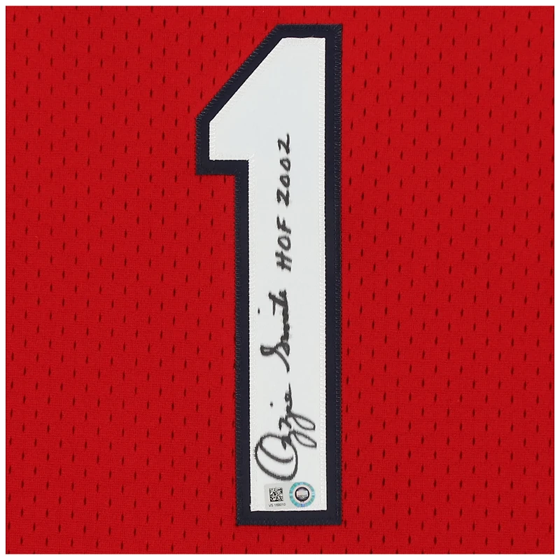 Maillot d'entraînement au bâton Scarlett Mitchell & Ness autographié par Ozzie Smith des Cardinals de Saint-Louis, avec inscription « HOF 2002 ».