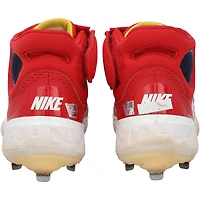 Crampons Nike rouges autographiés et portés en match par Willson Contreras des Cardinals de Saint-Louis lors de la saison 2025 de la MLB, avec inscription « Portés en match » - NF70443559-60