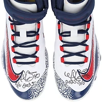 Crampons Nike blancs et bleu marine portés en match par Willson Contreras (St. Louis Cardinals) lors de la saison 2025 de la MLB, avec inscription « Portés en match » - NF70443547-48