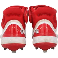 Crampons Nike blancs et rouges portés en match par Willson Contreras (St. Louis Cardinals) lors de la saison 2025 de la MLB, avec inscription « Portés en match
