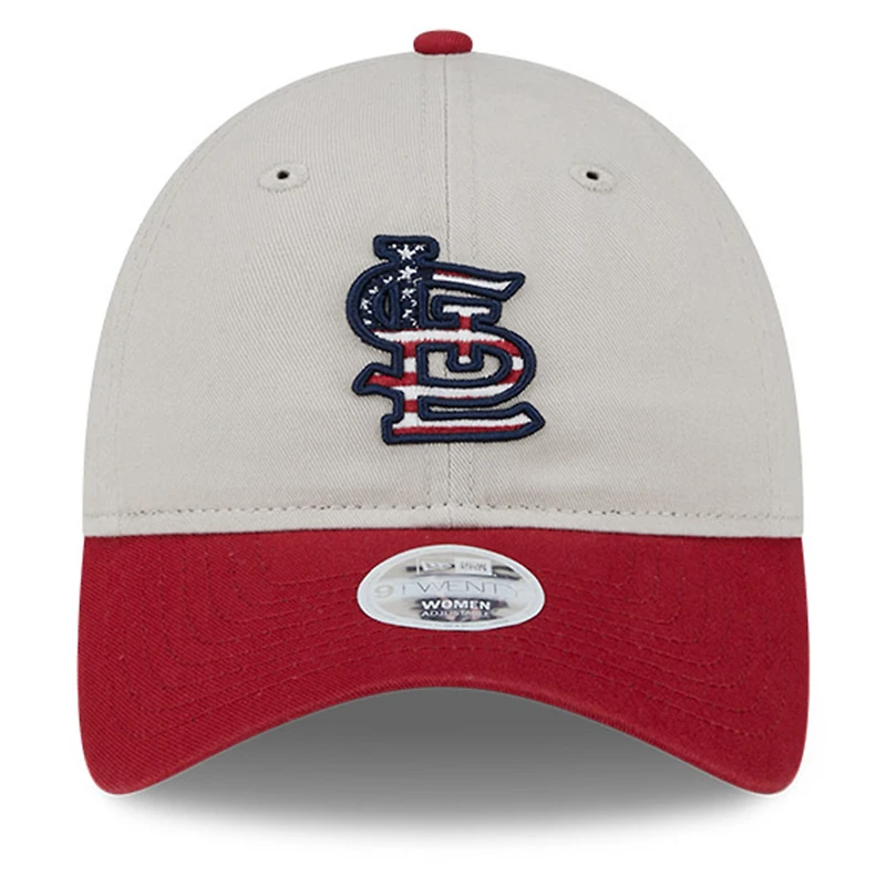 Casquette réglable New Era kaki/rouge St. Louis Cardinals 2024 4 juillet 9TWENTY pour femme