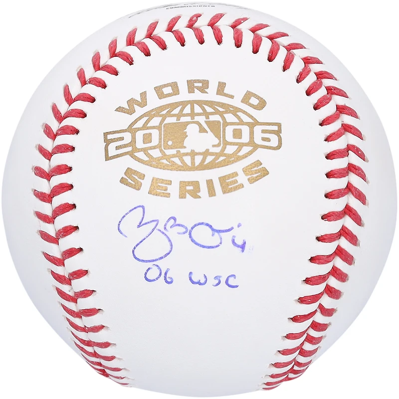 Baseball autographié par Yadier Molina des Cardinals de Saint-Louis avec le logo des World Series 2006 et l'inscription « 2006 WSC »