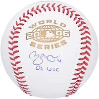 Baseball autographié par Yadier Molina des Cardinals de Saint-Louis avec le logo des World Series 2006 et l'inscription « 2006 WSC »