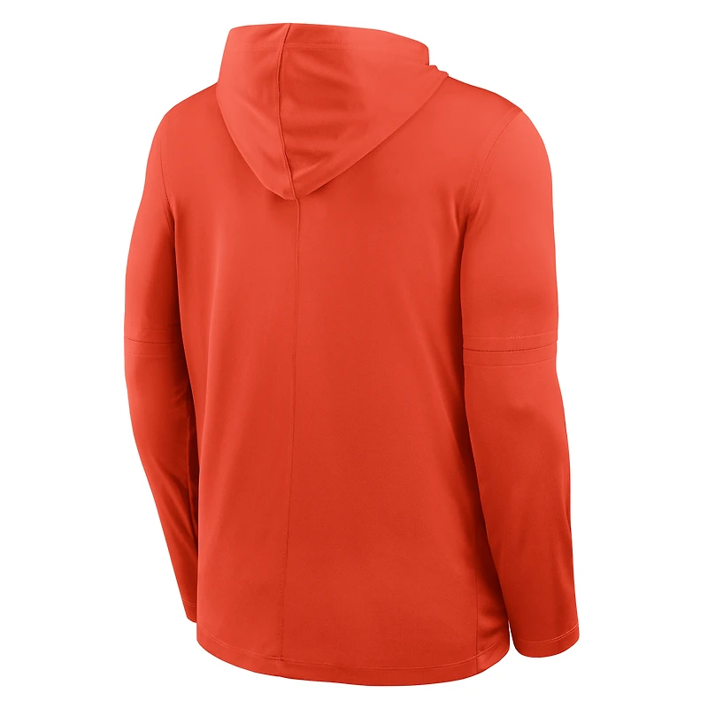 T-shirt à capuche manches longues Nike Orange Syracuse 2025 Sideline pour homme, léger et respirant, en tissu Dri-FIT.
