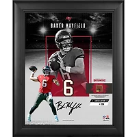 Collage Impact encadré de 11 x 35 cm des Buccaneers de Tampa Bay, reproduction de la signature de Baker Mayfield, avec un morceau de ballon de football utilisé lors du match - Édition limitée à 250 exemplaires