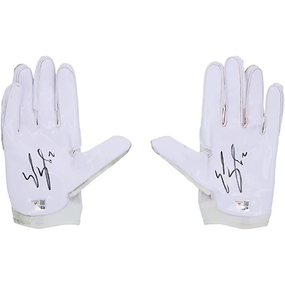 Gants adidas blancs et orange portés et autographiés par Emeka Egbuka, des Buccaneers de Tampa Bay, lors de la saison NFL 2025-2026 - NF70448704-05