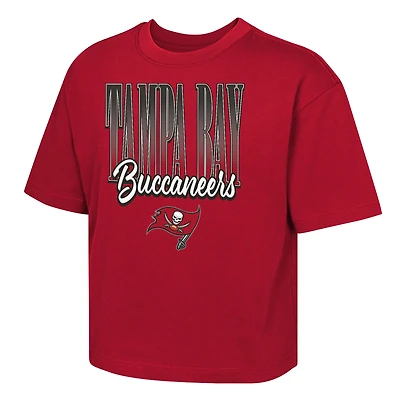 T-shirt rouge Big City Boxy Outerstuff pour jeunes filles des Tampa Bay Buccaneers