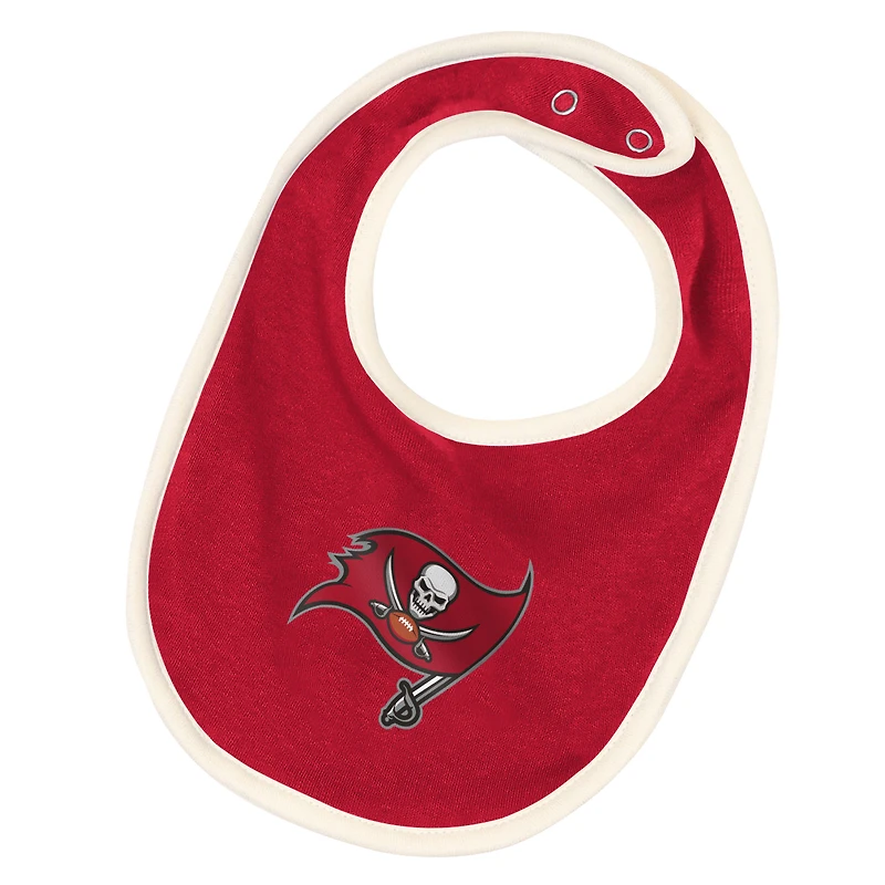 Ensemble trois pièces pour bébé et nouveau-né Outerstuff Tampa Bay Buccaneers Up One : body, bavoir chaussons.