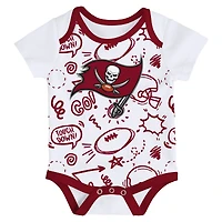 Infant Outerstuff  Tampa Bay Buccaneers All Day Play Three-Piece Bodysuit Set